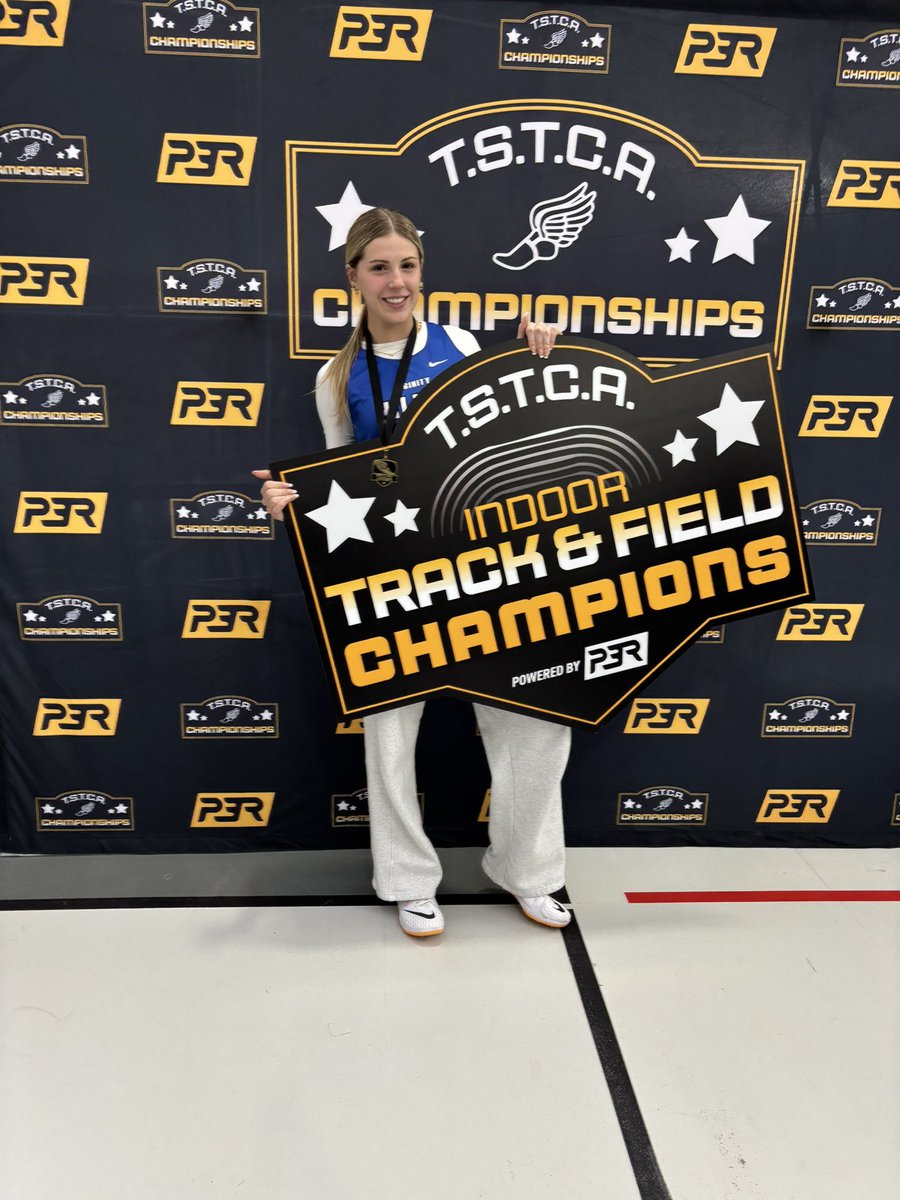 THStrack_field tweet media