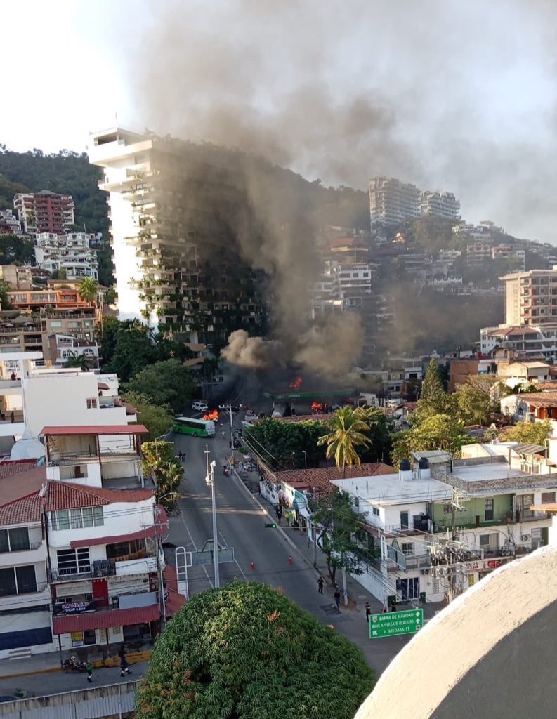 🇲🇽‼️ | URGENTE: Ha sido abatido el líder del Cártel Jalisco Nueva Generación, Nemesio Oseguera Cervantes, alias “El Mencho”.

Cae uno de los narcos más buscados de todos los tiempos.