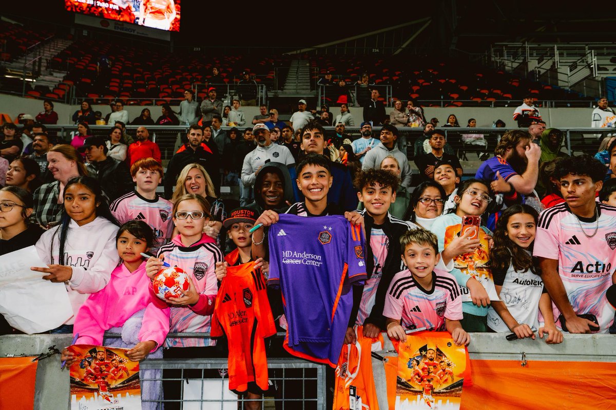 Now that’s how you start a season, Houston 🙌