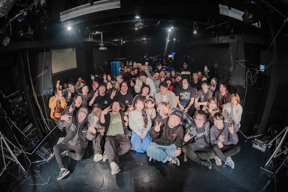 yuuch_lamblamp's tweet photo. MIXXX IT! vol.2
ありがとうございました。
3連休初日という良い日に、最高のメンツ、沢山集まってお祝いして頂き
本当に感謝です。
CD発売、リリースツアーと今年は勝負の年、覚悟持って挑みます。
引き続きよろしくどうぞ。
yuuch
📷@pararararararar
#MIXXXIT
#ALIENBACKHEAD
#SUPRECORDS https://t.co/WNCtuVHQSM