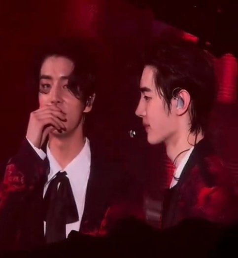 all you got is eyes for me
i’m the only one you see