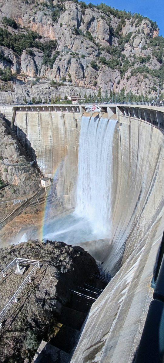 evita_m_'s tweet image. L'Stelvio Català a la saca 💃🏻💃🏻💃🏻

#gasss 🏍️✌🏻 #DiaDeRuta