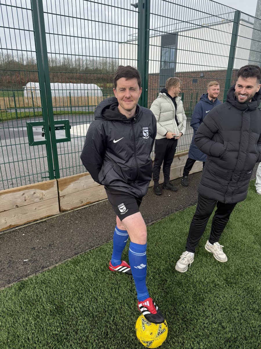 Range Rovers Sports FC tweet media