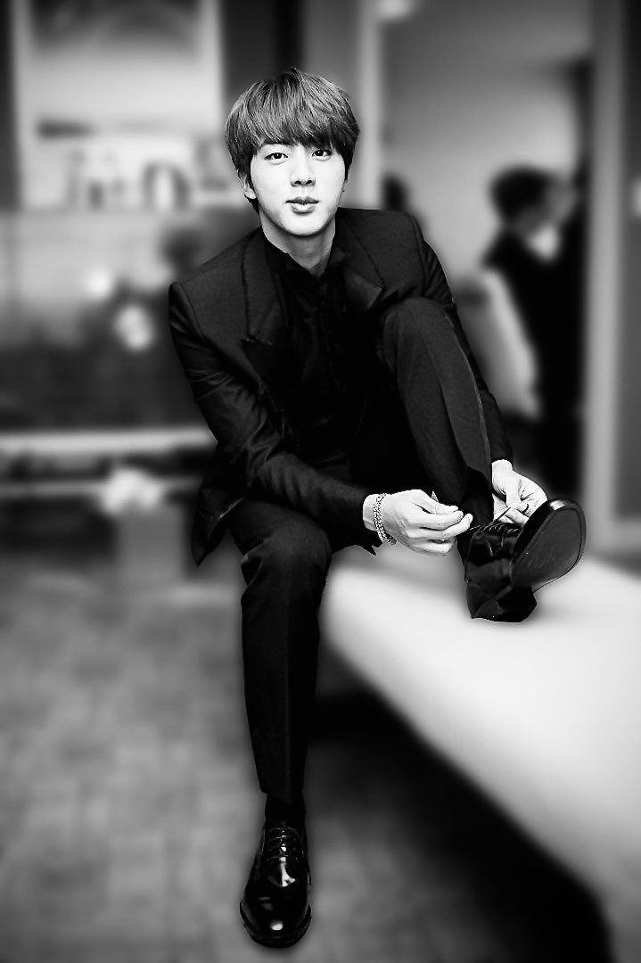 🖤🤍 (@jinmonochromes) on Twitter photo 