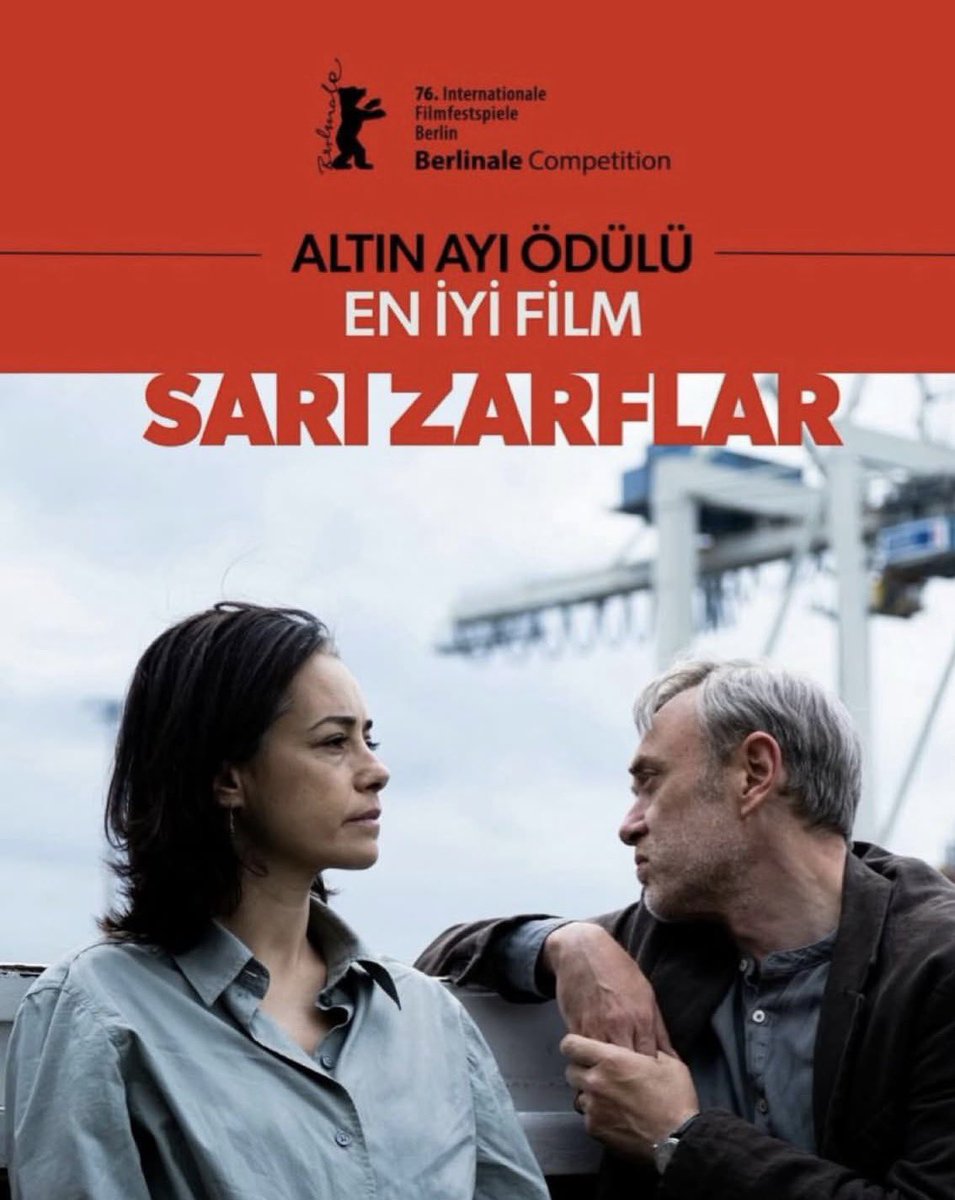 Fakültenin önünde bir askerî cip durur ve içinden elinde sarı bir zarf taşıyan genç bir subay iner.

Bu cümle bir roman ya da filmden değil. 
12 Eylül sonrası Cebeci kampüsünden bir sahne sadece. 
Elbette Cebeci ile sınırlı değildi sahne, ama ben oradaydım ve tanıktım ona. 
Sarı