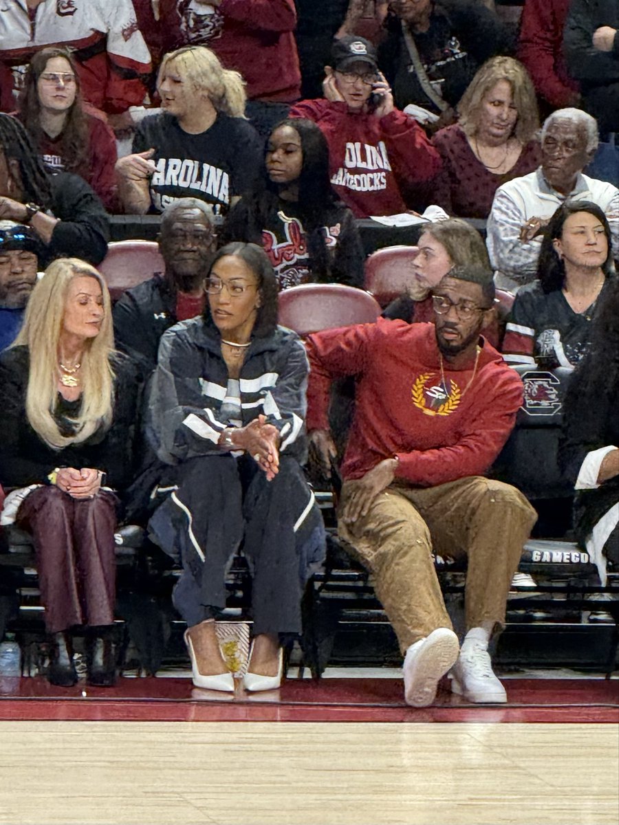 Jenny Hilton tweet media