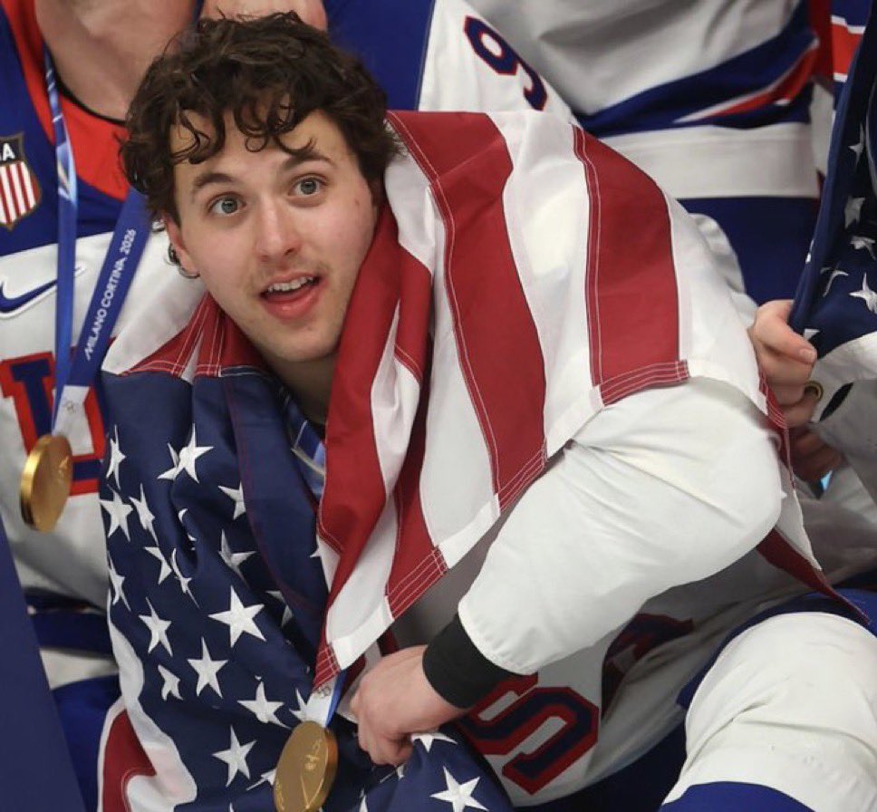 ERSANlTY's tweet image. Hated on Faber for a month just for him to be a stellar defenseman the whole tourney who has it better than us