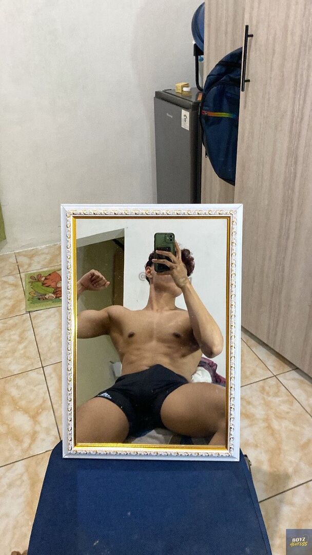 Base: ON 👊🏻 tweet media