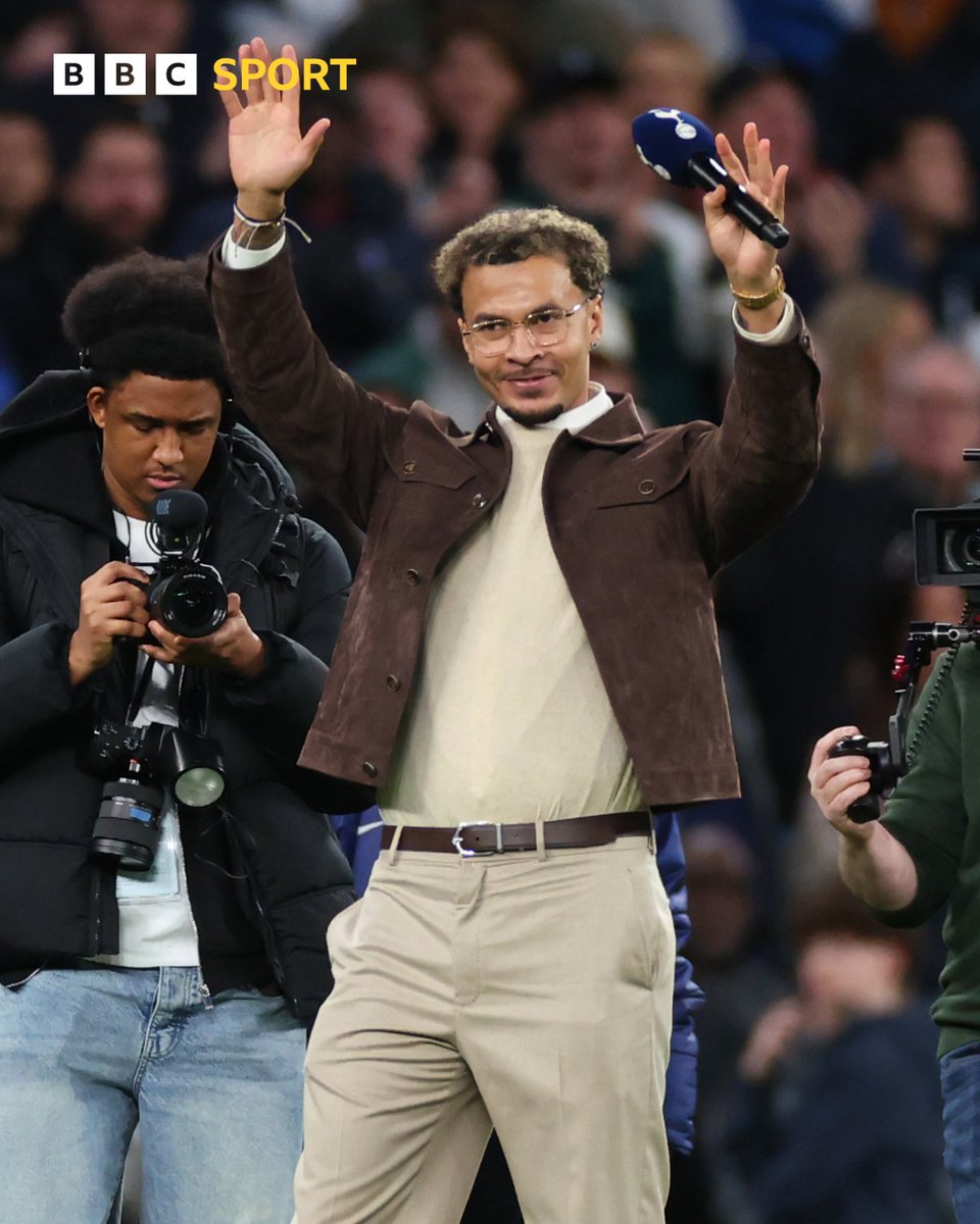 BBCMOTD's tweet image. A familiar face at the north London derby 👀