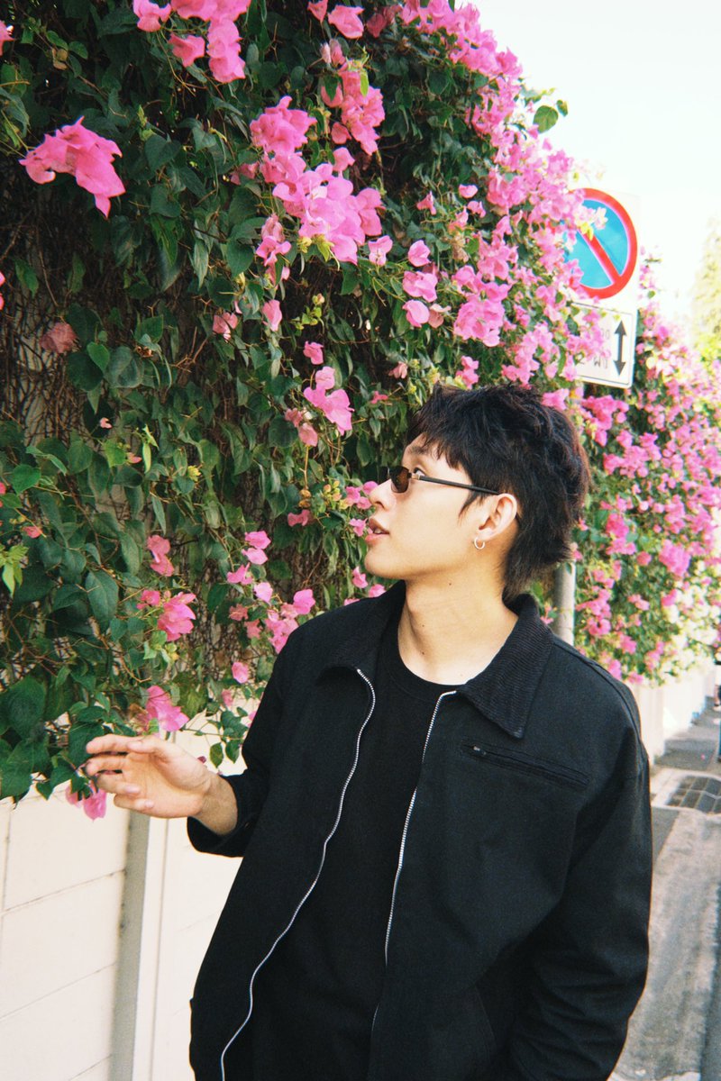 llafolk_ tweet media