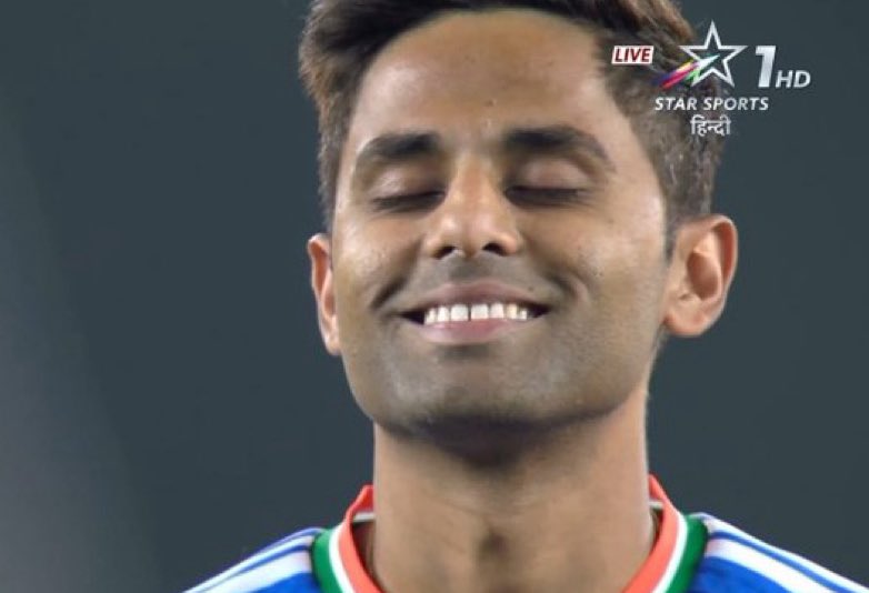 Shahhoon1's tweet image. Dont know Why, But Suryakumar Yadav looks Overconfident.