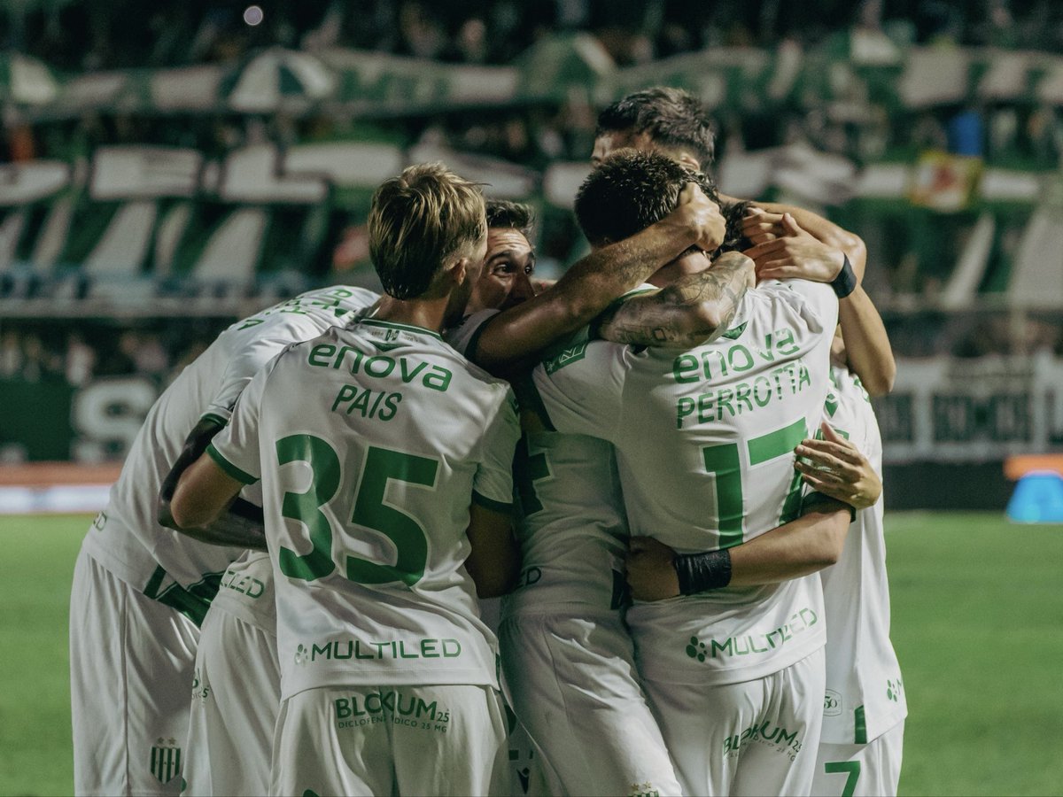 CAB_oficial's tweet photo. Buen domingo, banda 😁💚 https://t.co/7PTt3HXonz