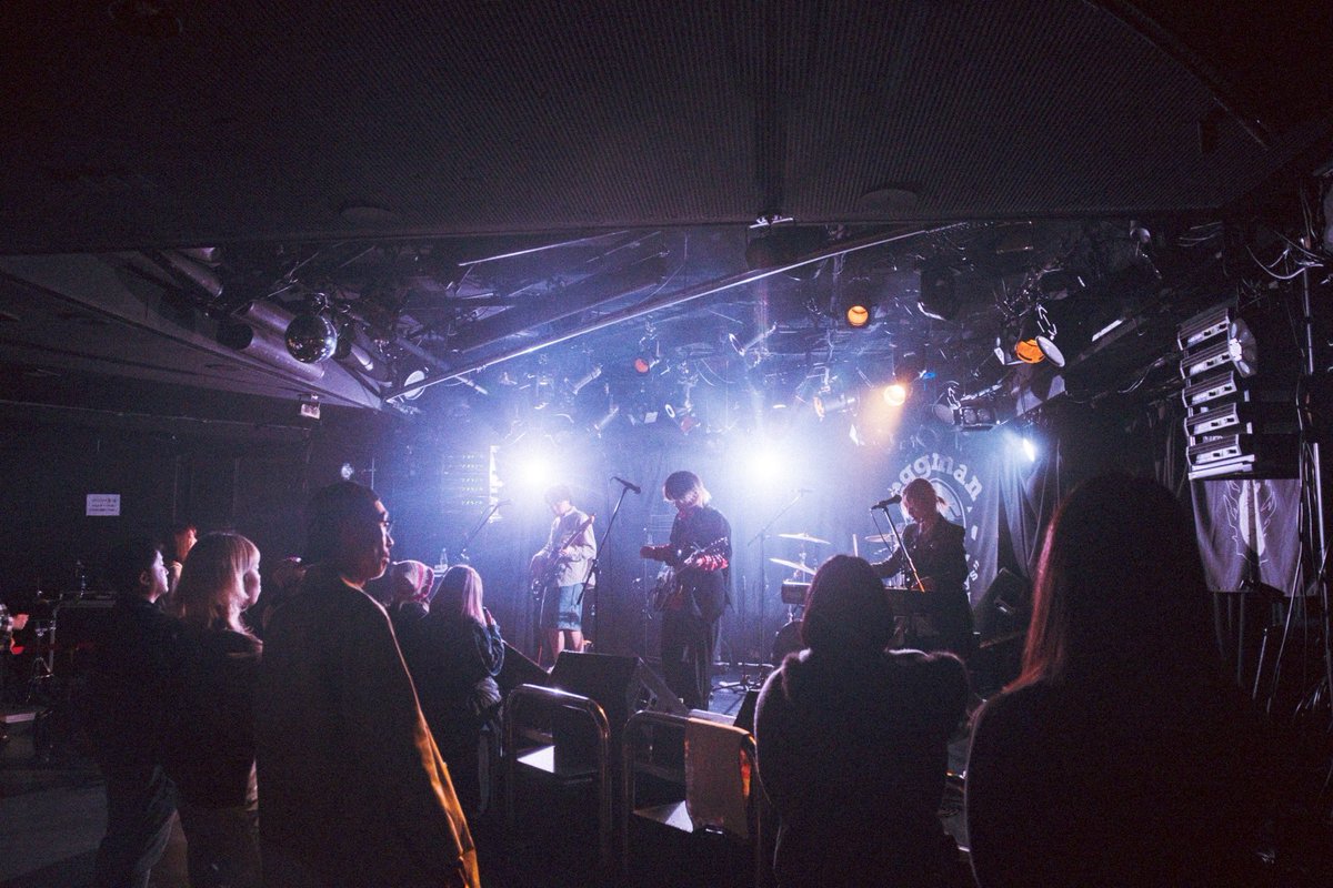 藍色シティ tweet media