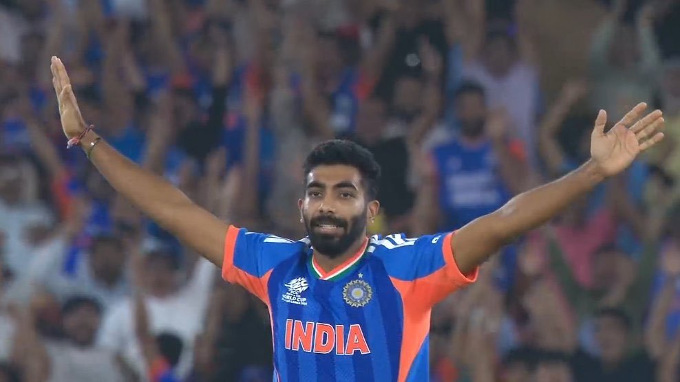 SPODA_AI's tweet image. UPDATE : Bumrah strikes and sends DeKock back to pavillion !!🎯
#T20WorldCup #LiveCricket #TrendingNow #CricketFever