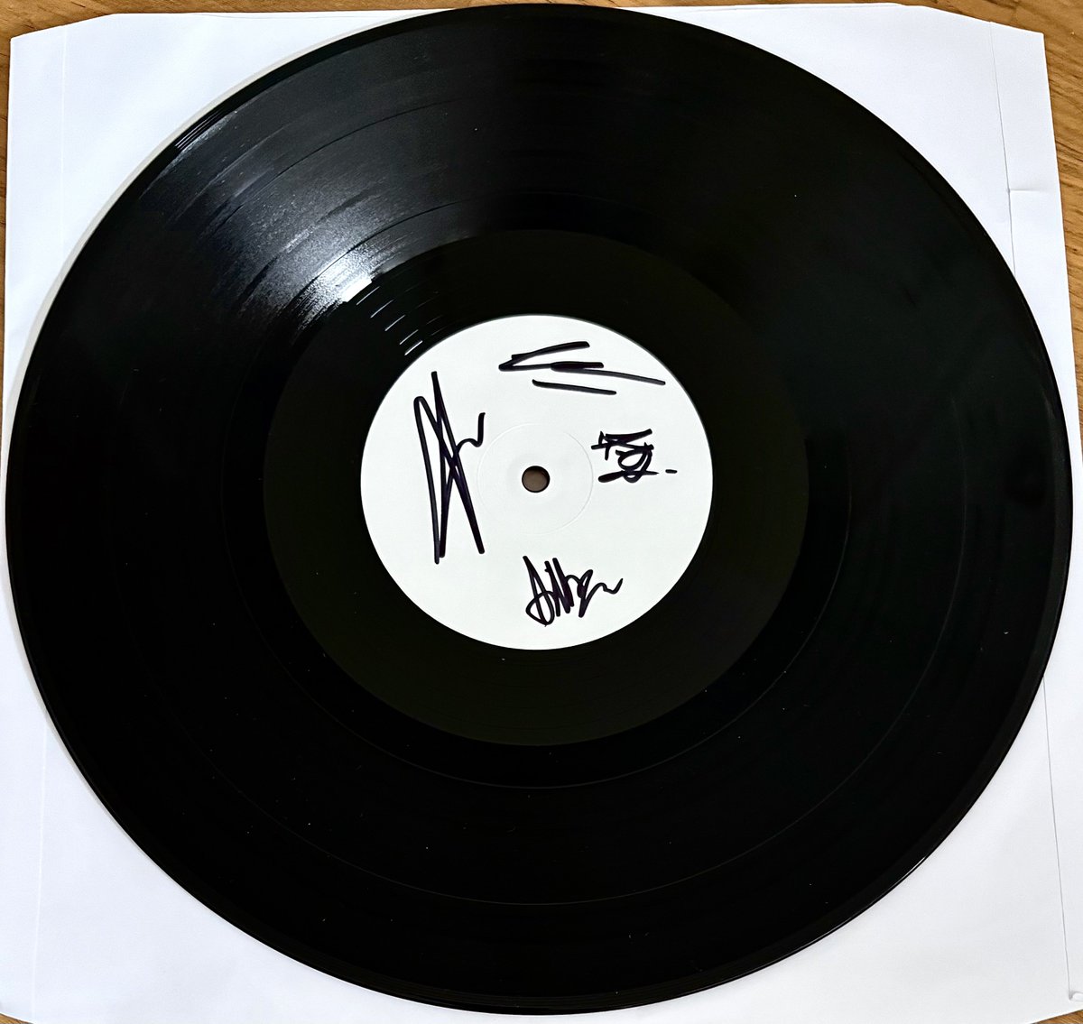 Métal Précieux - Precious Metal (JM) tweet media