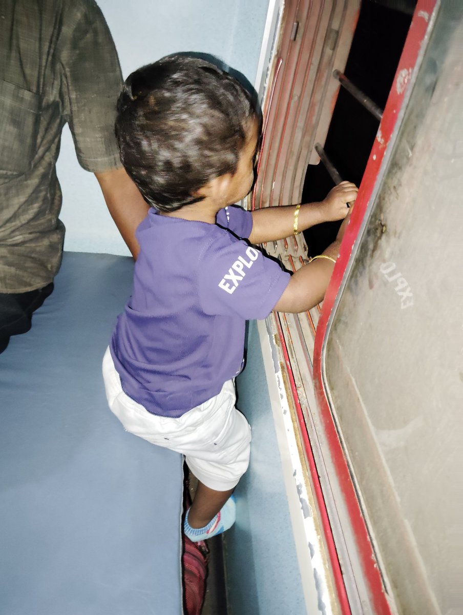 madan1994's tweet photo. Extremely poor maintenance of railway coaches. Seats are damaged and uncomfortable, showing clear neglect. A huge gap in the side lower berth poses serious safety concerns. Immediate action needed.

Coach -12164, S2, 63 | date - 22 Feb,2026
@GMSRailway
@RailwaySeva
@RailMinIndia https://t.co/hL5Blt9SXH