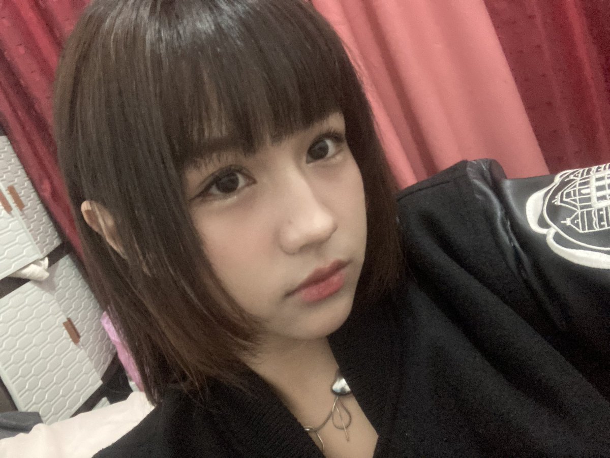 alooo hampir lupa kalo punya x 🙏🏻🥲