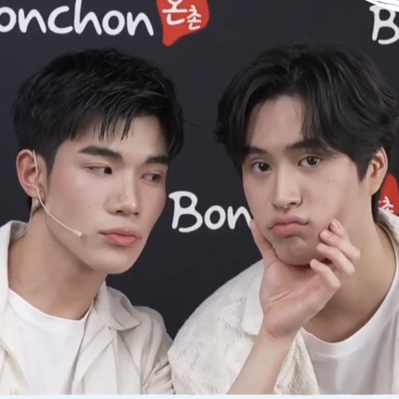 อย่าเอาโมจิไปหยุมเล่นเลยน้าาา