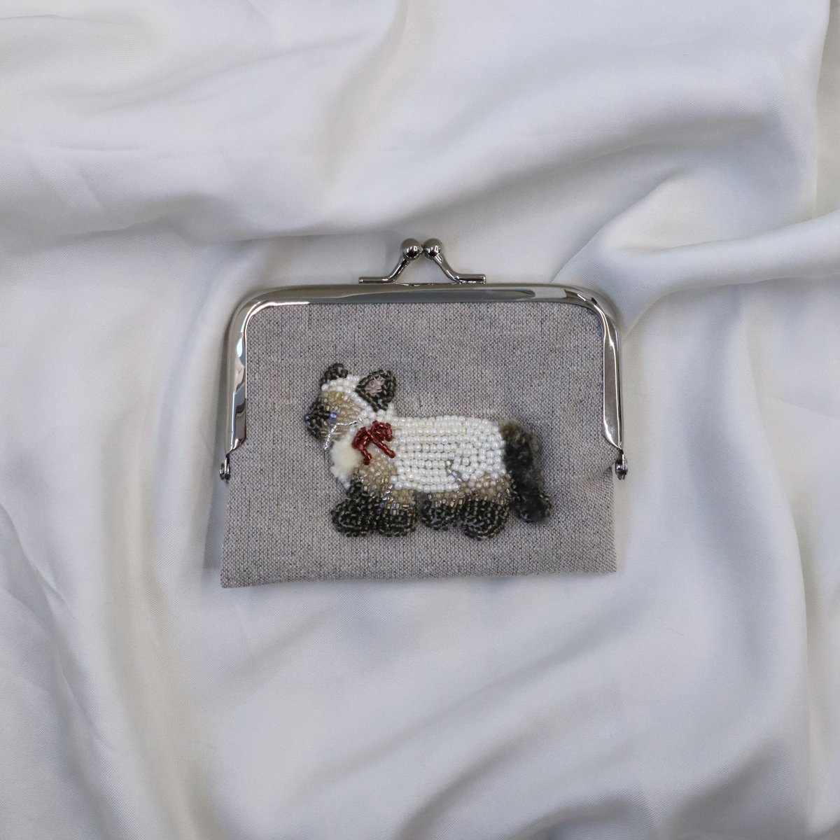 beef_con_'s tweet photo. Clasp pouch 🐱④
（シャム） https://t.co/ZCsYZOXMOv