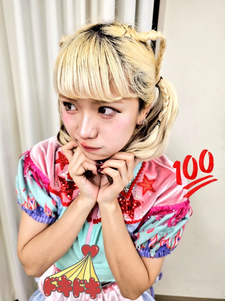 ヤバびーび❤ にゃん耳びびたん！ 今日の部屋は明るくて最高でした