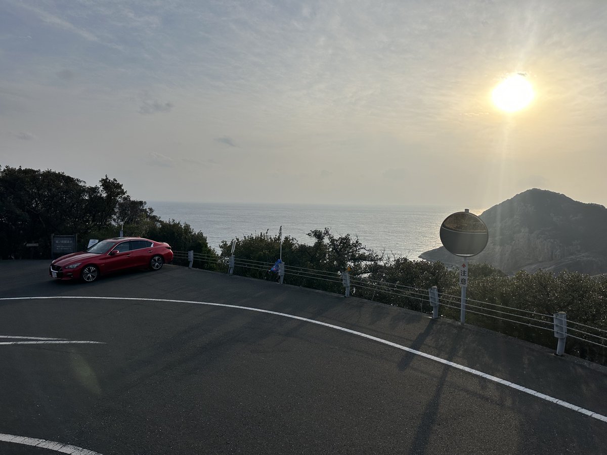 去年の2月に佐田岬、足摺岬とその西の鵜の岬に行ったわね
(*･ω･)