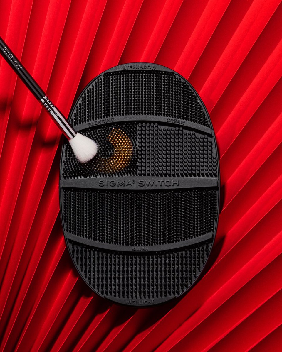 SigmaBeauty's tweet image. Last chance to save during our Lunar New Year event! ❤️‍🔥 

Glow into the Year of the Horse: bit.ly/3HUU9L1

#Sigma #SigmaBeauty #SigmaBrushes