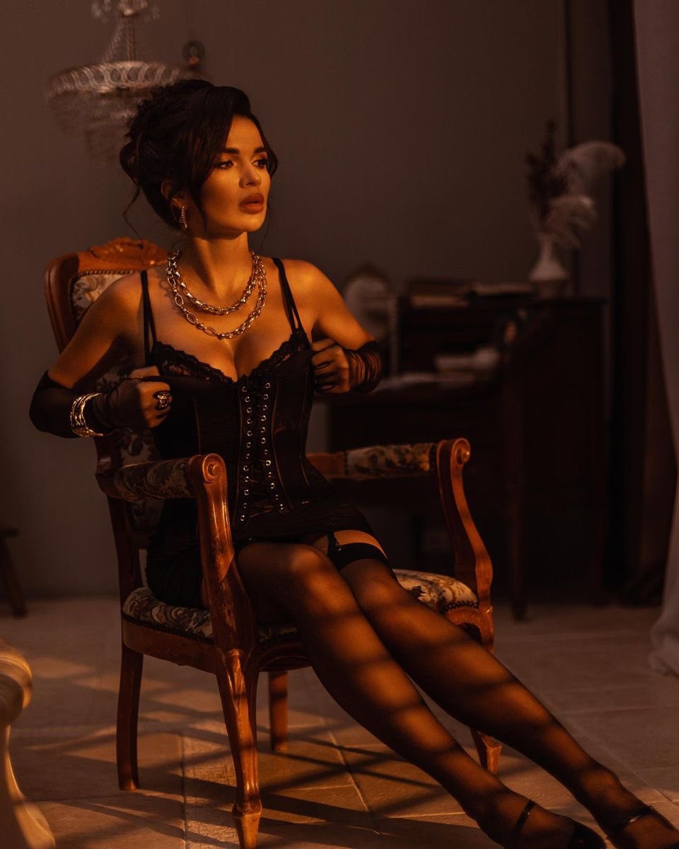 ‍ ‍ 〟𝑑r. 𝑠tra͜͡nge 🪻⸰ tweet media