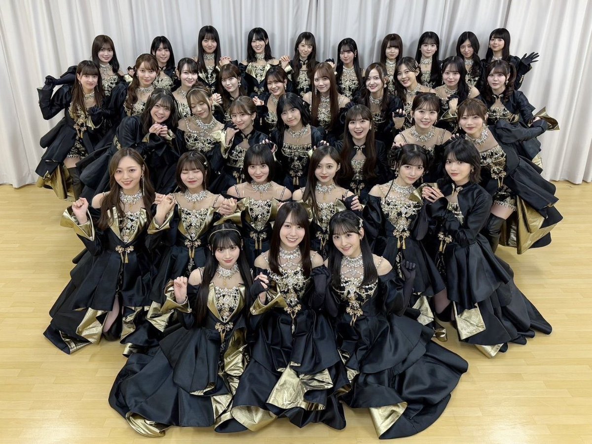 akaishuuichi2's tweet photo. やっぱ乃木坂だな
 #乃木坂46デビュー14周年 https://t.co/IoGx0TAdXS