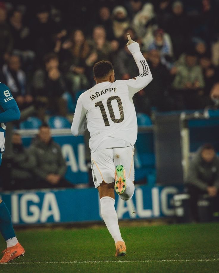 Goatbappe🪐 tweet media