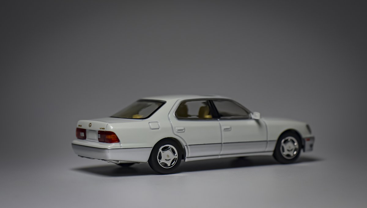 トミカリミテッドヴィンテージ NEO LV-N レクサス・LS400 토미카