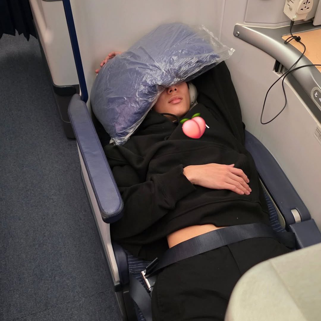 หลับยังสวย