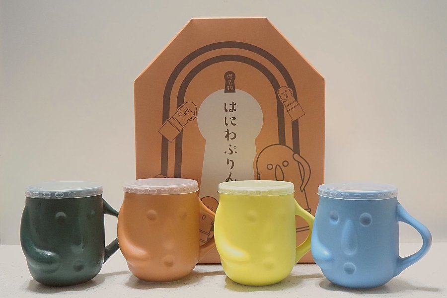 昨年１１月に友人から送られてきた
はにわぷりん🍮
はにわの陶器の器にぷりんが入っています
「あんた、こんなん好きやろ」と言われ
大好き💕と答えました😆
Xにupするねと言いながら今頃になってごめんね💦
いつも、ありがとう🙇‍♀️