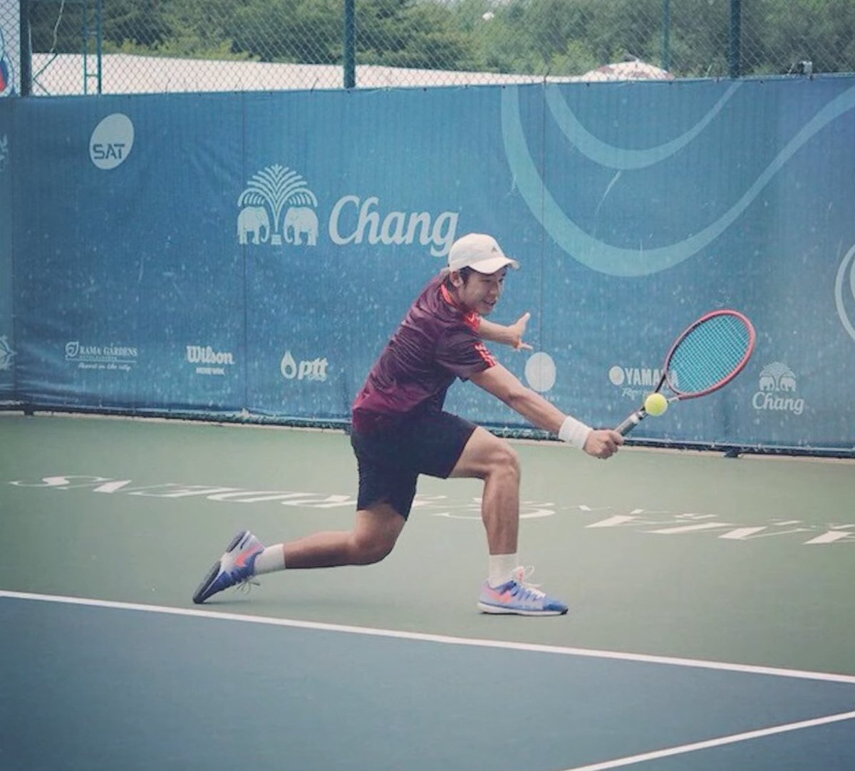 ถ้าหากมา #ตามหาคนใต้ที่จริงใจ ก็ต้องเป็น ‘เพิร์ล ศัจกร’ ฉายา ผู้มากับฉายา ‘หล่อศัจ’ เลยค่า ไม่ว่าจะร้องเพลง เต้น เล่นมุกตลก เพิร์ลก็ทำได้! แถมเป็นพระเอกจากช่องวัน มีผลงานในเรื่อง #สลักรักในแสงจันทร์ ค่ะ อีกทั้งยังเป็นนักกีฬาและโค้ชสอนเทนนิสด้วยค้า🎾