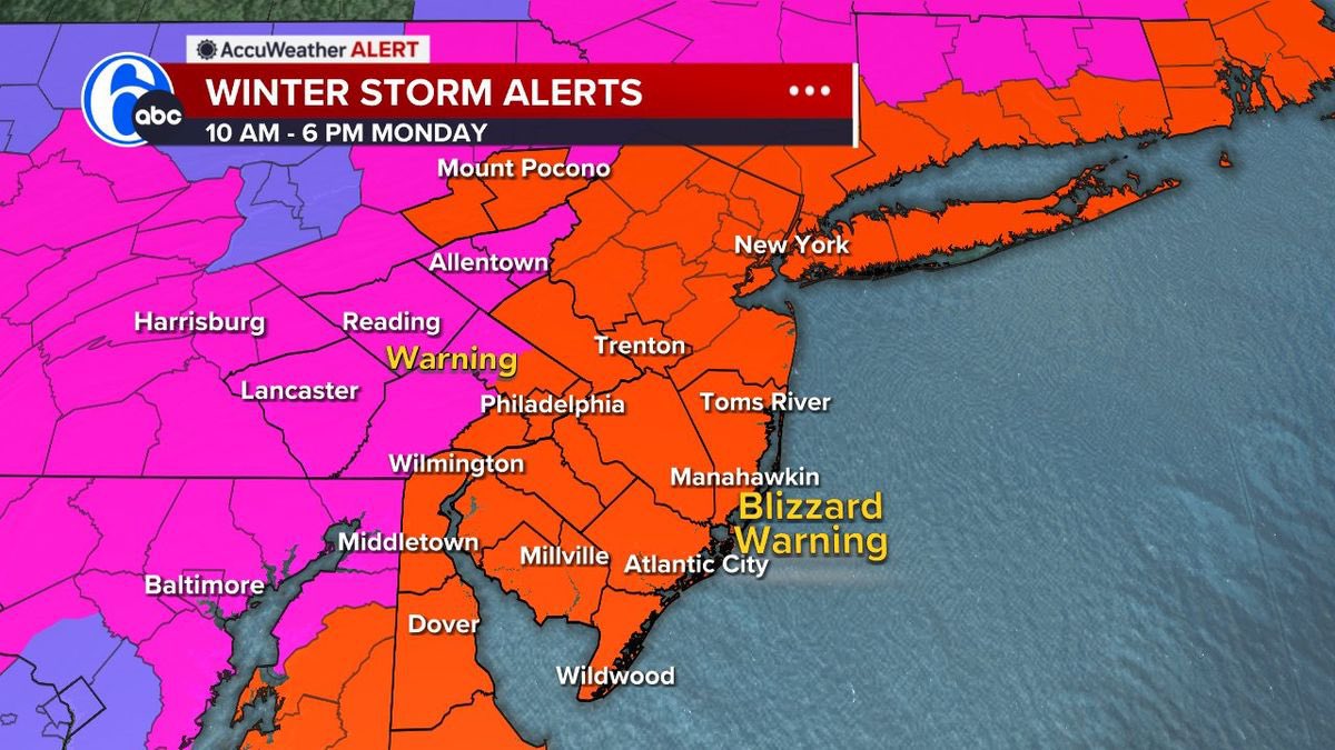 CommishEdKelly's tweet photo. Due to the upcoming snowstorm, Monday’s regularly scheduled trash and recycling collections are suspended.  Hold any trash until your next regularly scheduled day, which is Thurs 2/26.  Recycling will be collected Wed 2/25.  This will allow crews to focus on clearing roads https://t.co/sXZGHB9KsZ