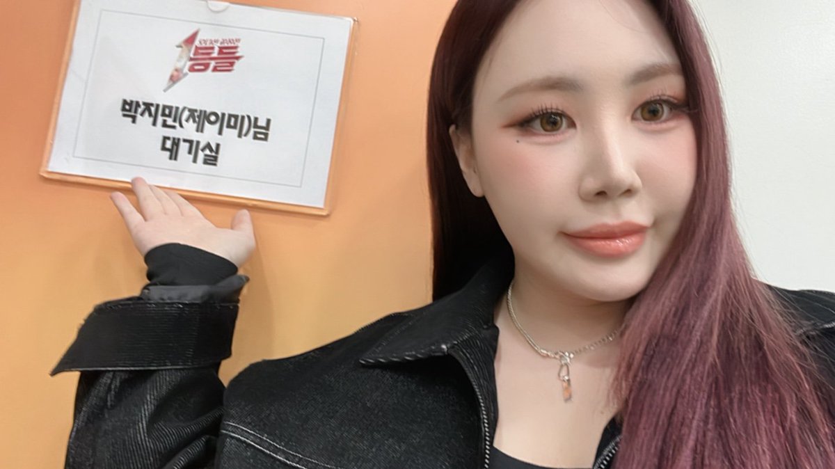 PIL ENTERTAINMENT tweet media