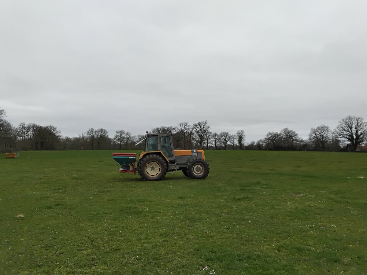 The Boss, spreading fert, on pp,  today. Travelling well!