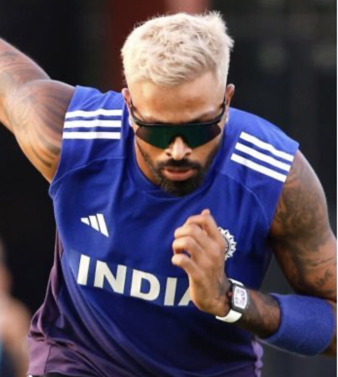 You asked, I delivered

Hardik Pandya before blonde hair (pre Asia cup 2025)

Batting: 
Average 24.2
Strike Rate 144.7

Bowling: 
Avg 28.8
Econ 9.25

Hardik Pandya after blonde hair

Batting:
Average 21.8
Strike Rate 155.4

Bowling :
Matches 10
Wickets 9
Avg 21.6
Econ 7.93