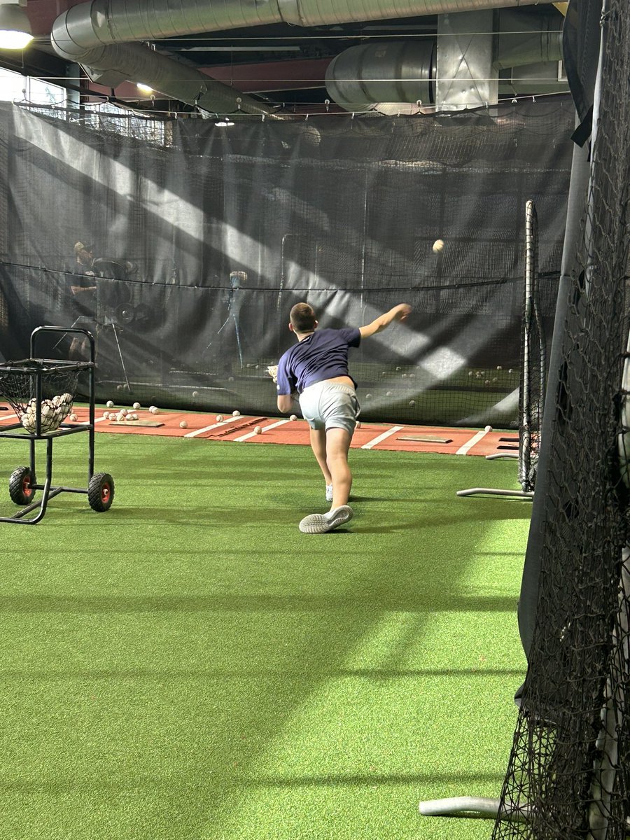 Ryan Lomas tweet media