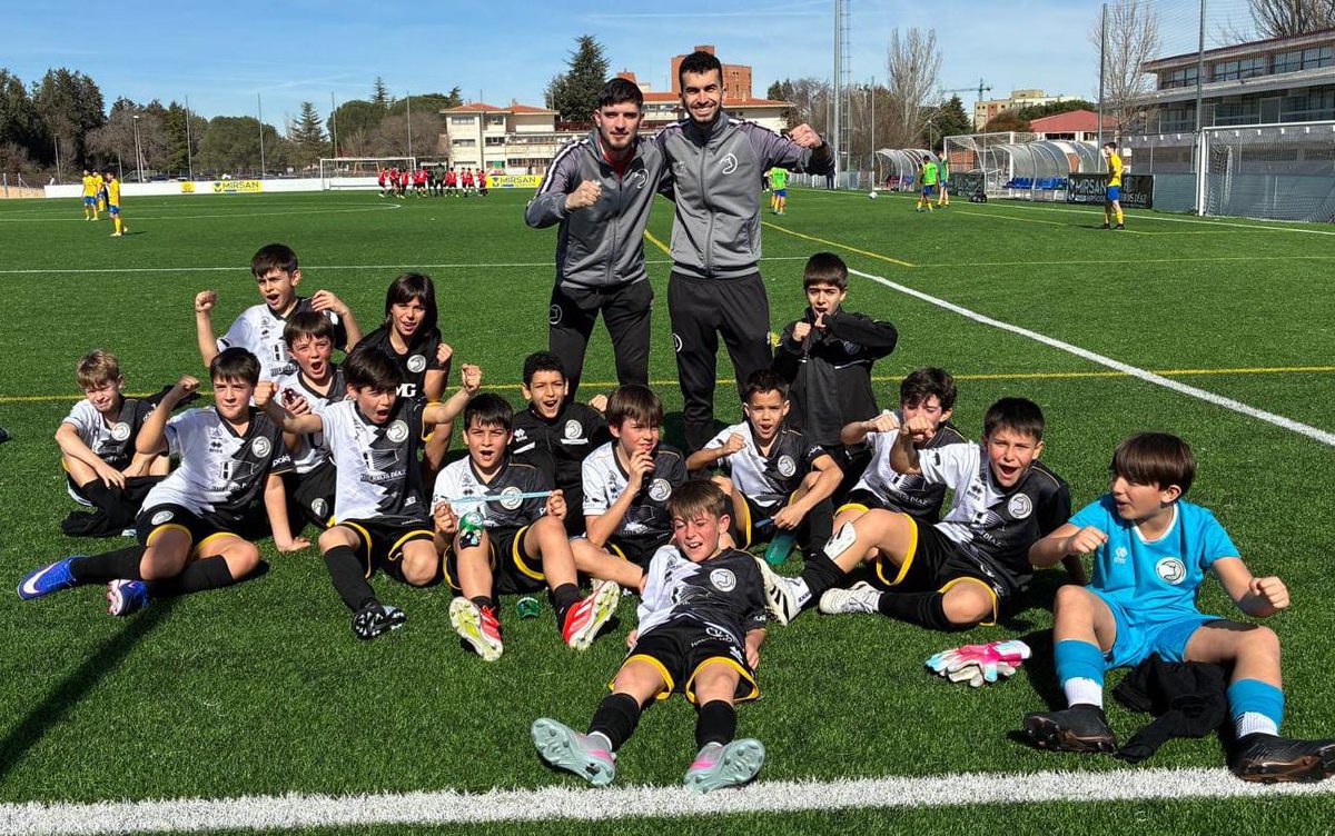 📎 𝐑𝐄𝐒𝐔𝐋𝐓𝐀𝐃𝐎 |

✅ El Alevín B suma tres puntos importantes en el Anexo Reina Sofía. 

<a href="/UnionistasCF/">Unionistas de Salamanca CF</a> Alevín B 5️⃣
🆚️
<a href="/CDNavega/">C.D. Navega</a> B 2️⃣

#ConstruyendoUSCF 🏗️