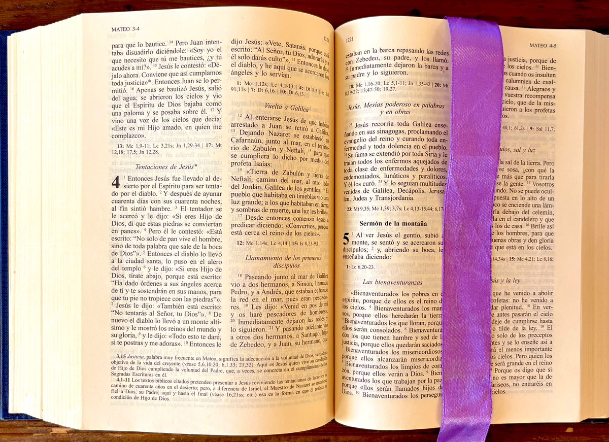 Domingo I de Cuaresma.

San León Magno: «Jesús en el desierto venció a su adversario con las palabras de la Ley, no con el vigor de su brazo. Ha vencido para que nosotros seamos vencedores de la misma manera».

Santo Evangelio según san Mateo 4, 1-11