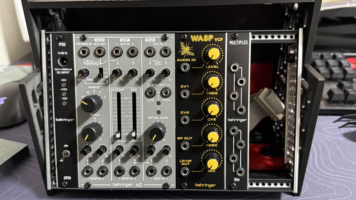 モジュラーシンセ完成だーーー