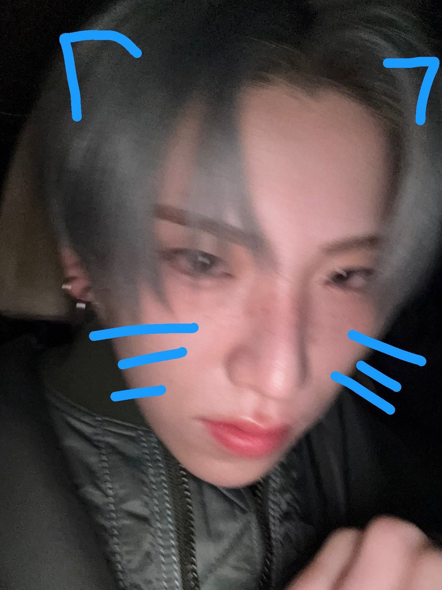 mya2O7's tweet photo. どっちが好き？ https://t.co/j7bpyjWDex
