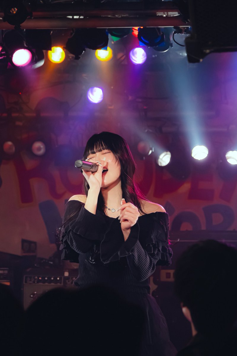 mika_chalca's tweet photo. Nuit Ivre お越しいただきありがとう♡
始めてのソロイベで本当に子鹿のように緊張していましたけど、みんなの顔みて楽しいが勝ったよ( ◜𖥦◝ و(و" 愛に溢れてて最高
みか周りの環境に恵まれてて人生とっても幸せなんだっ‼️世界一かも〜♡

本当にありがとう！ https://t.co/E1A0SNKfU4