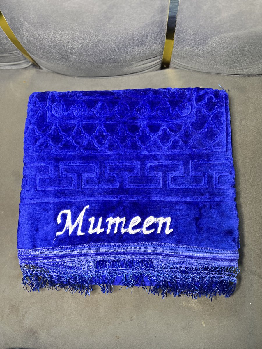 Customized fluffy prayermat
#15,000
Prayermat Available in other different colors
Long lasting ✅
Comes with a bag of its own ✅
Lengthy ✅