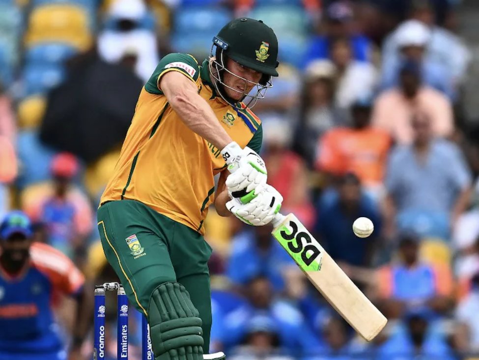 kuamr07deepak's tweet photo. David Miller is fighting back in Ahmedabad! 🇿🇦 After Bumrah &amp; Arshdeep rocked South Africa early, "Killer" Miller is taking on Washington Sundar to steady the Proteas. 🏏

#INDvsSA #Axar #Bumrah #SouthAfrica #Miller #WashingtonSundar #Markram #Arshdeep #Ahmedabad #equitylogy https://t.co/94QoSboAQP