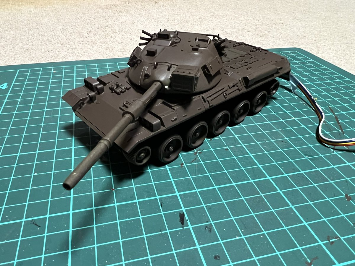 74式戦車下地塗装完了。