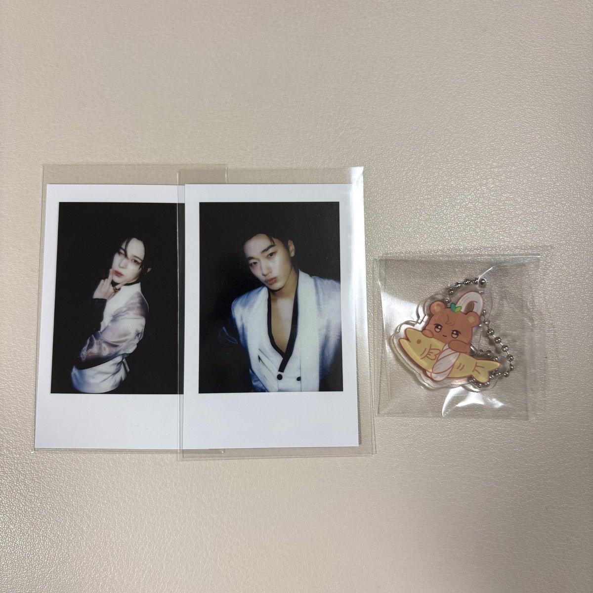 ATEEZ ホンジュン Hongjoong ポラロイド サイン トレカ ポラ ATEEZ アチズ トレカ 交換 ポラロイド Makestar Soundwave 厄除け