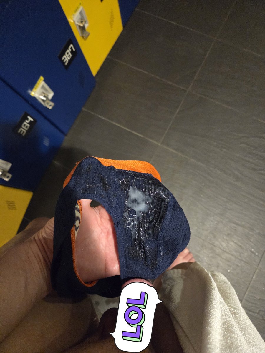 1069ok's tweet photo. 我存了一星期的量，全貢獻給這件香港螺紋內褲，有人想要收嗎？歡迎私訊。這是個大紅包。
#原汁內褲 https://t.co/zMhSKiIOxF