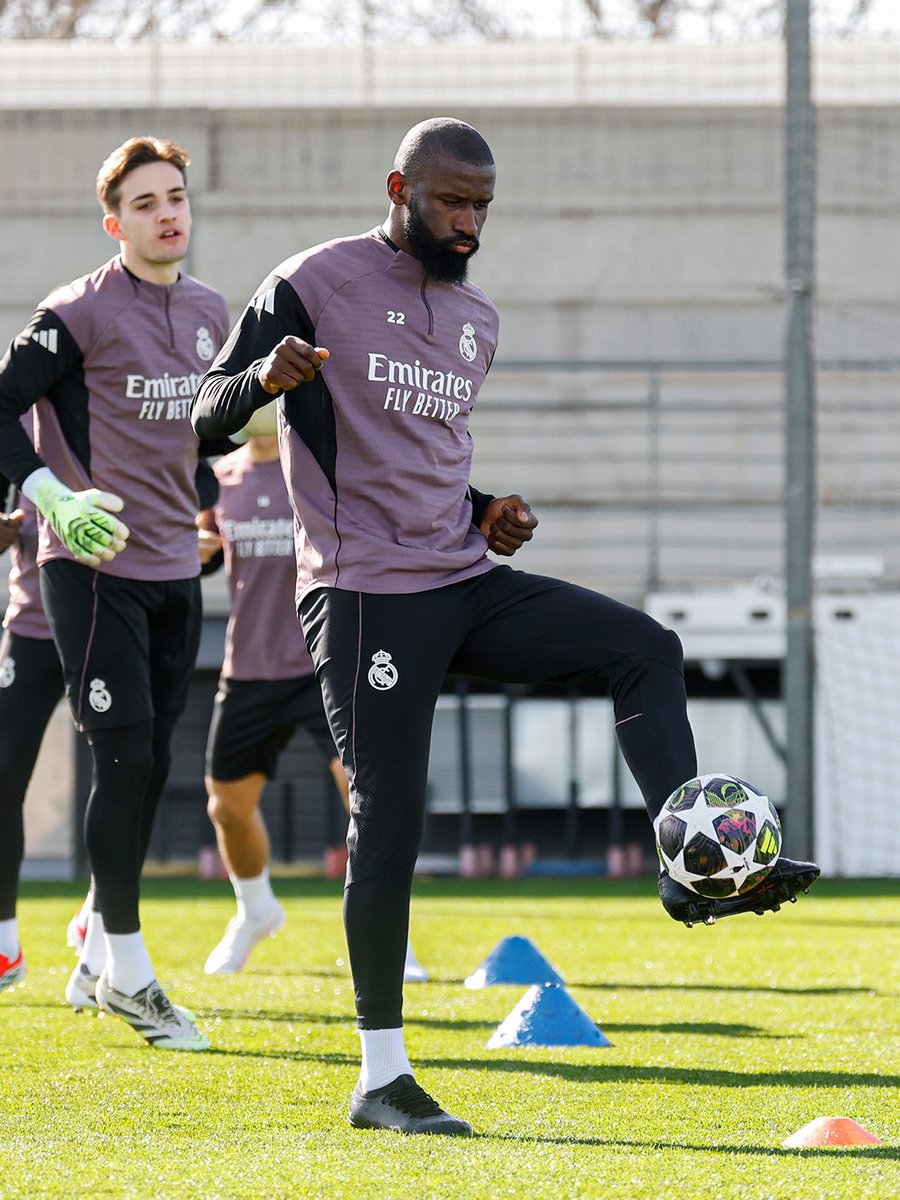 👉 @Ferland_Mendy 
👉 <a href="/ToniRuediger/">Antonio Rüdiger</a>