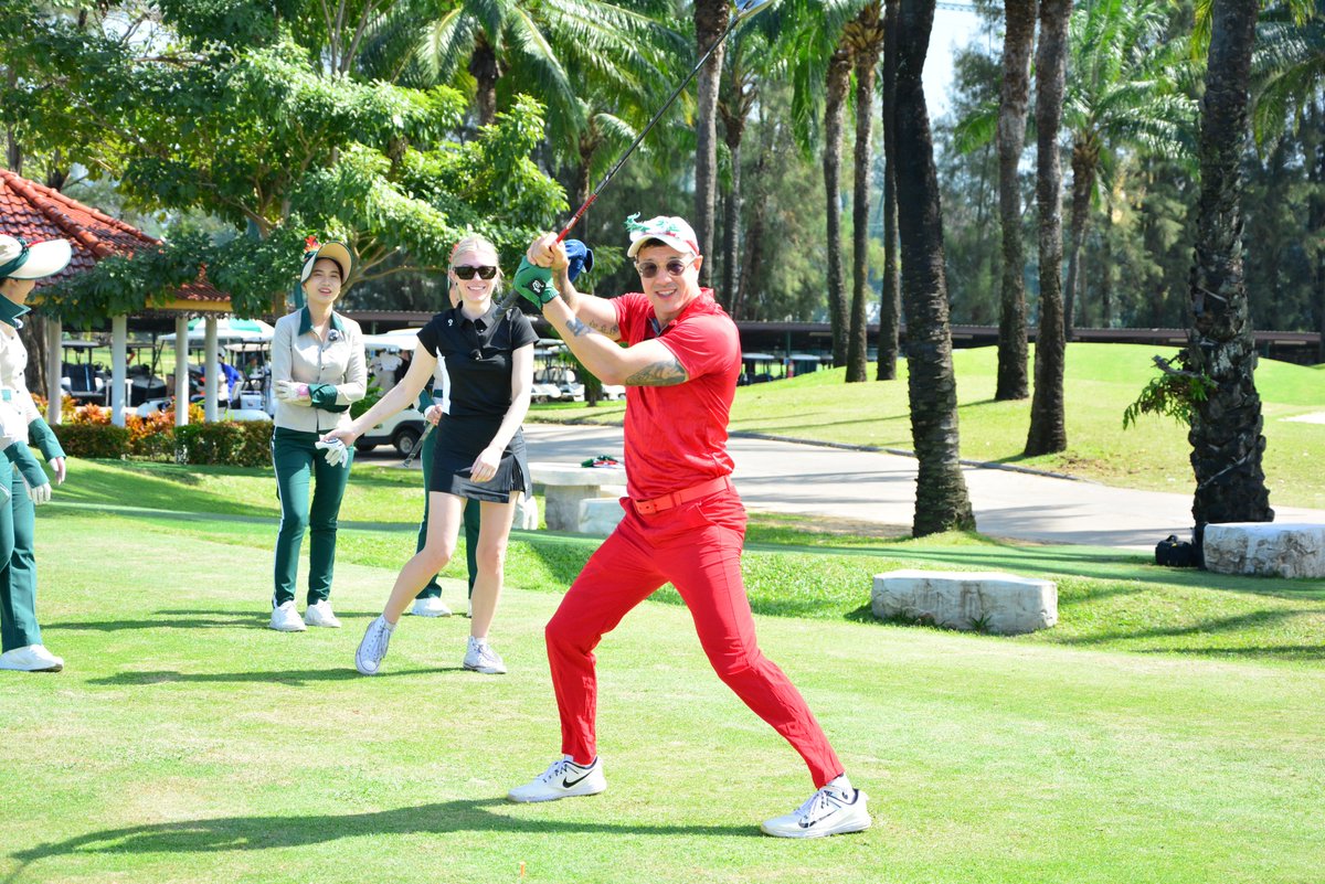 Japandy 😎 GOLF/TRAVEL/GAMBA/NETFLIX 👽 tweet media